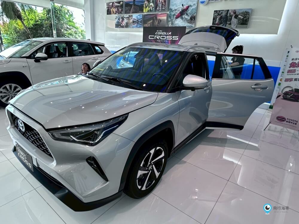 我們交車啦 Toyota Yaris Cross開箱 歡迎我們家銀優 - 第4張圖 Toyota Yaris Cross流線設計非常有未來科技感