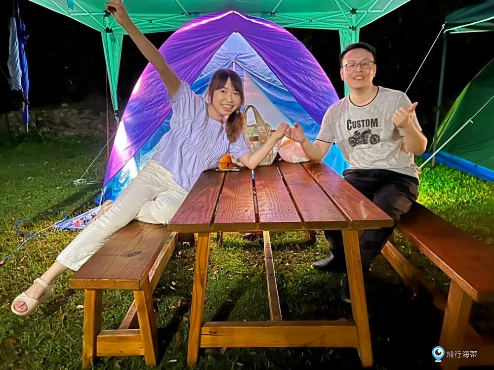 苗栗【藍鵲渡假莊園】合掌村 小木屋露營區超美麗 滑梯沙坑玩水設施 入夜更美麗