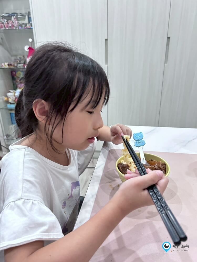 【團購】藍海饌牛肉麵 超彭湃料理包 湯頭鮮甜 肉大塊 全家人吃了都說好吃要再買