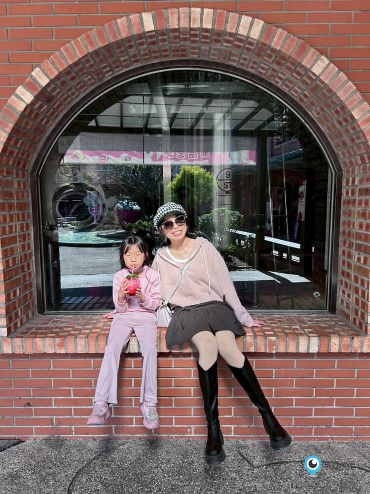 苗栗【大湖酒莊】採草莓後的完美中繼站 最愛來喝草莓果汁 拍大草莓全家福