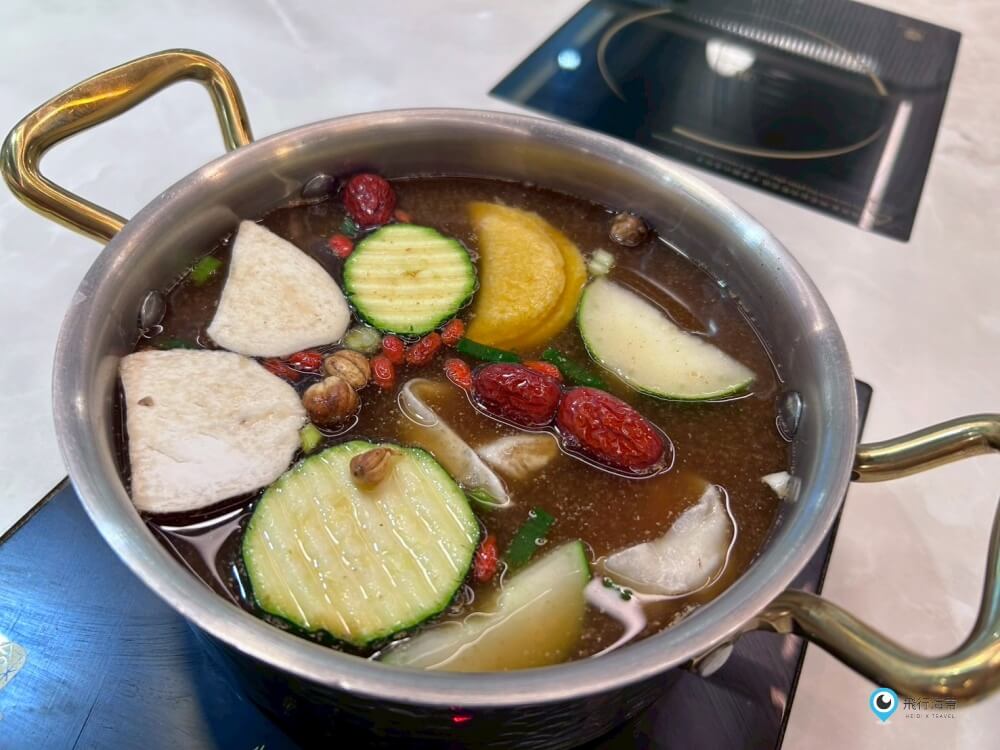 彰化【養鍋】蔬菜自助吧吃到飽火鍋 現切肉片新鮮美味 飲料選擇多 用餐環境氣氛好