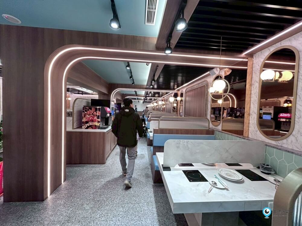 彰化【養鍋】蔬菜自助吧吃到飽火鍋 現切肉片新鮮美味 飲料選擇多 用餐環境氣氛好