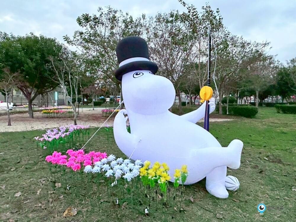 台中中央公園【飛行美樂地】特大飛碟造型溜滑梯攀爬網 滑索好刺激 小小朋友也能玩