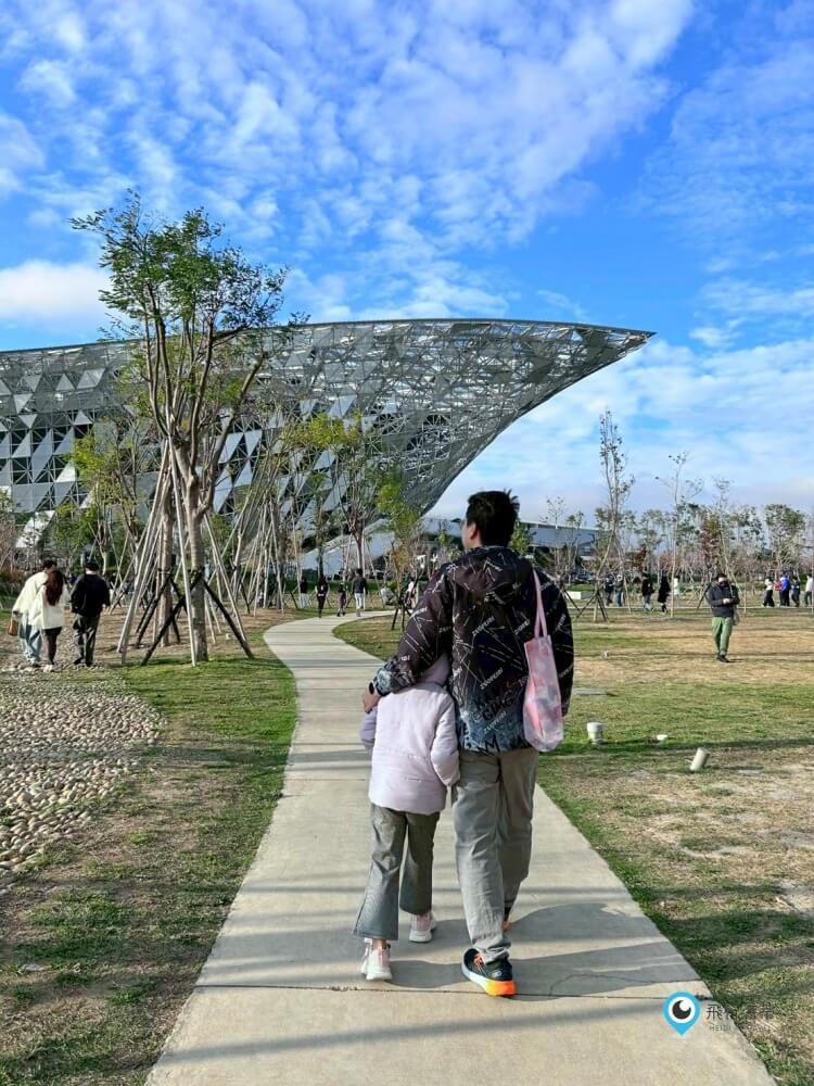 台中綠美圖攻略｜2026台中免費景點 停車資訊 咖啡廳消費 網美必拍亮點一次看