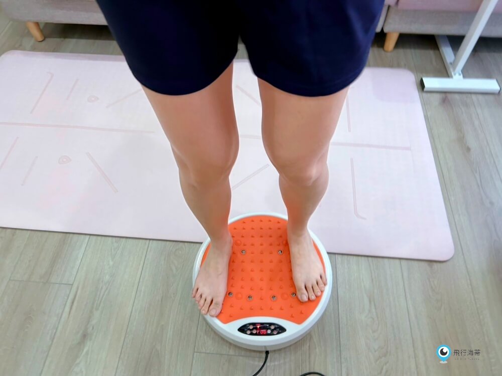 律動機開箱【MRF健身大師】⼩圓⽔平垂直雙律動按摩進階版 懶人運動首選 長輩運動器材推薦